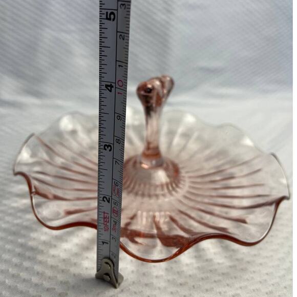 Vintage Round Pink Glass Candy Relish Plate 7.26" - Picture 3 of 5